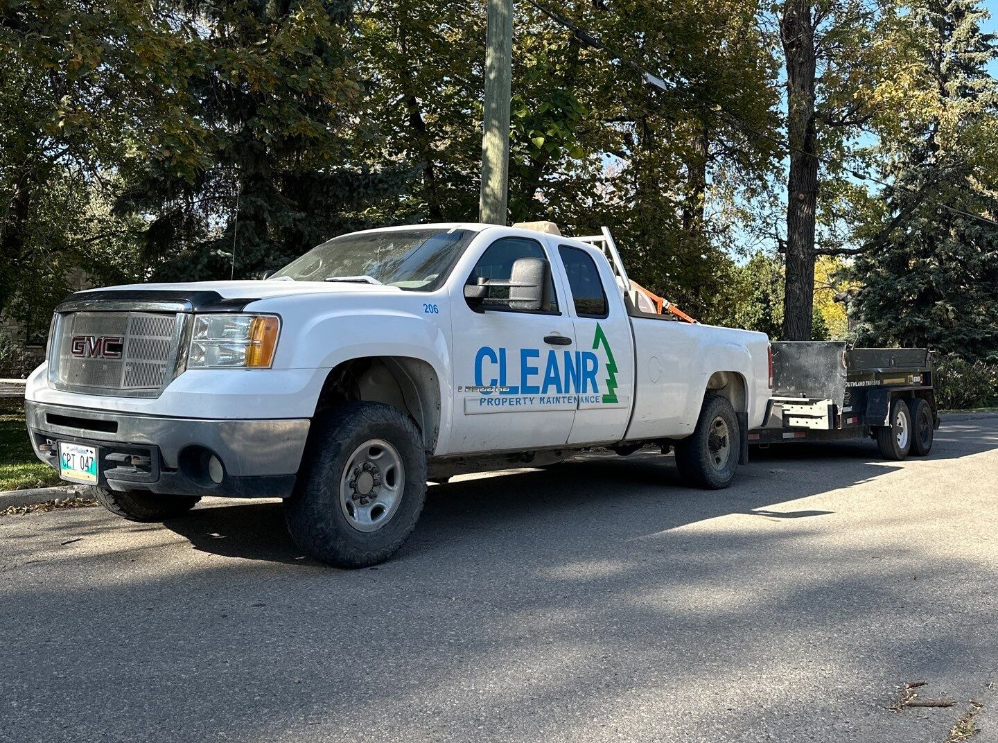 Cleanr vehicle for landscaping projects